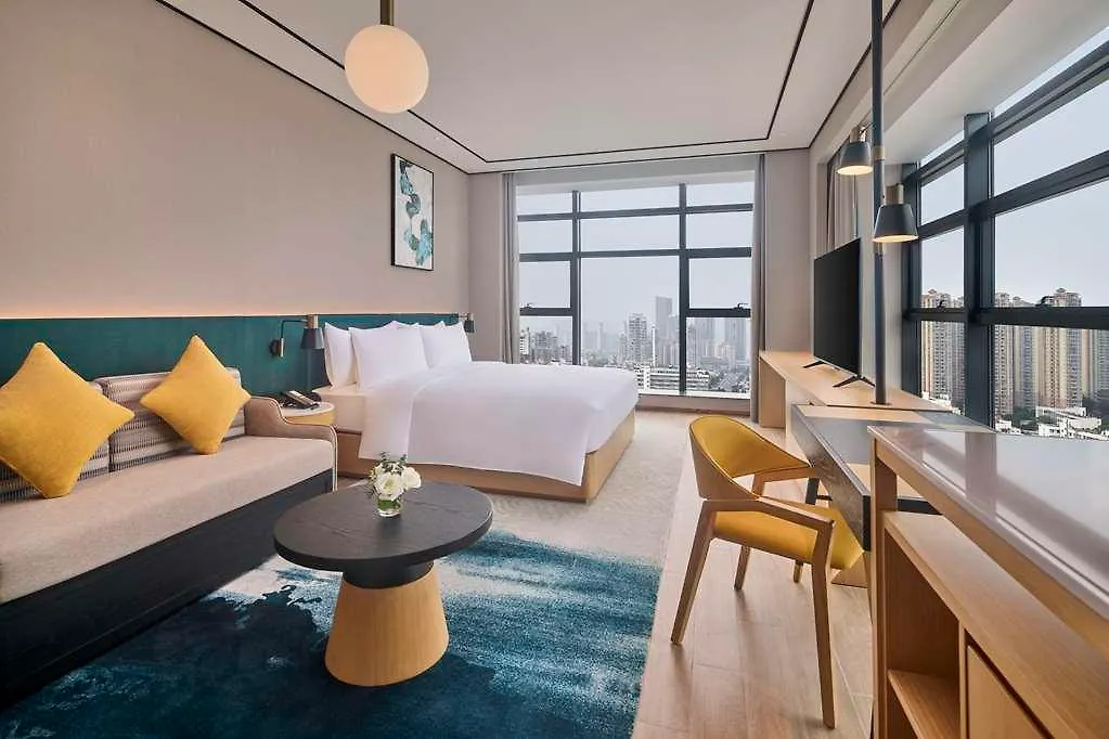Hilton Garden Inn Zhuhai Jinan University מלון