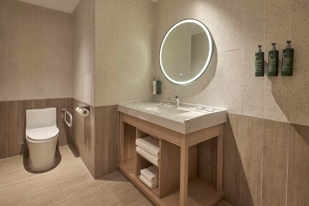 Hilton Garden Inn Zhuhai Jinan University סין